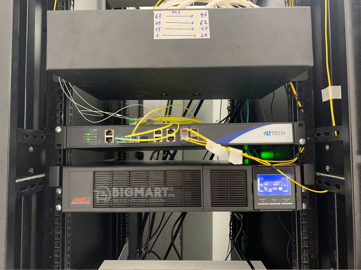Lắp đăt bộ lưu điện 1000VA cho tủ rack server hệ thống mạng tại TpHCM